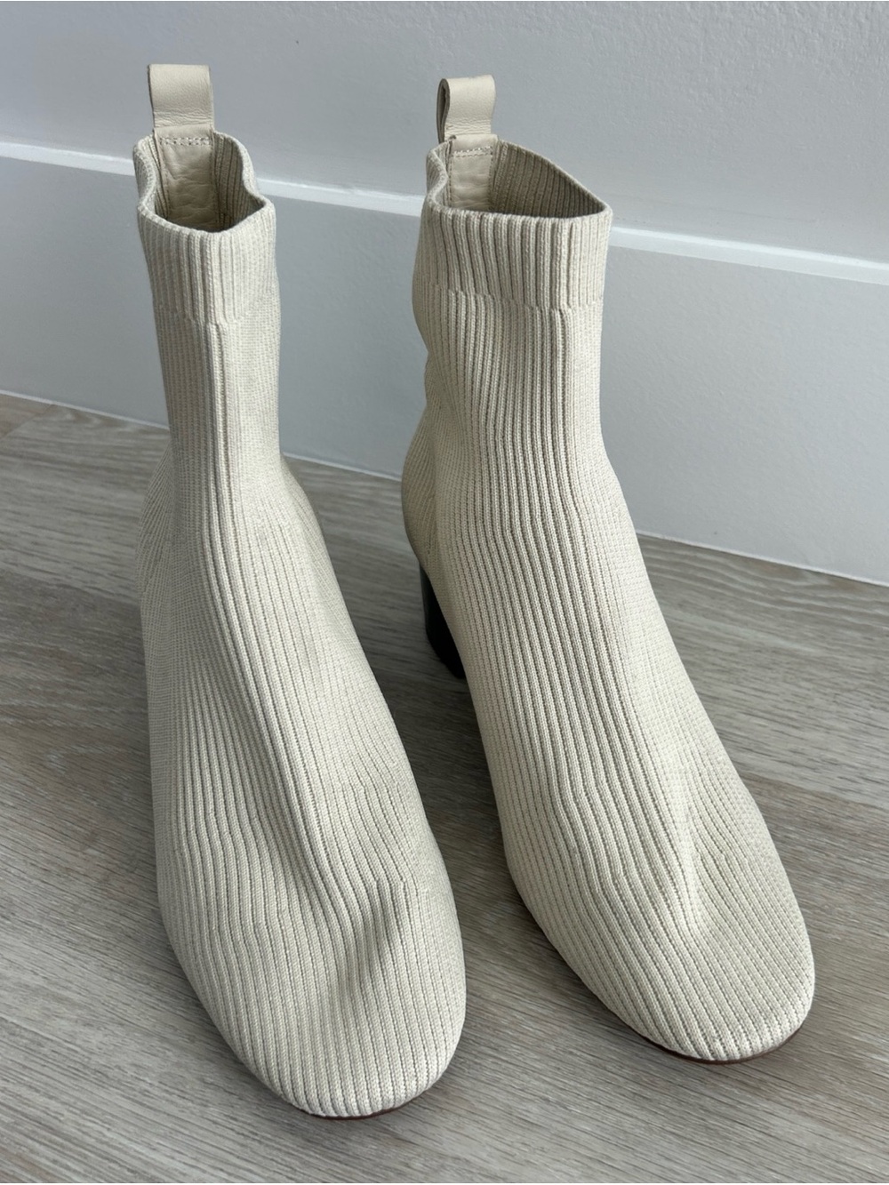 Everlane The Glove Boot in Bone size 11 Women's Stretch Rib Knit Ankle Bootie